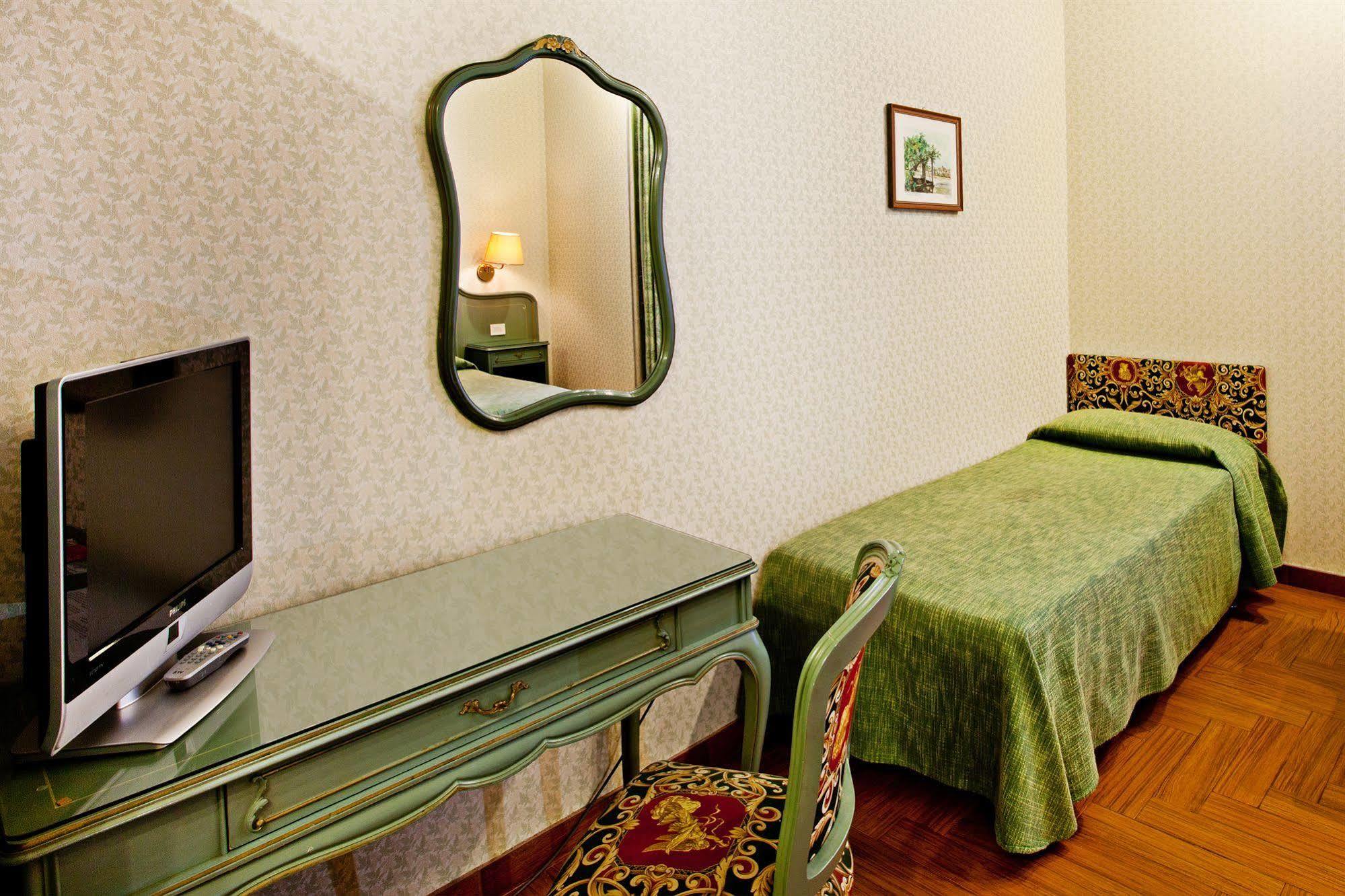 Hotel Augustea Рим Екстер'єр фото